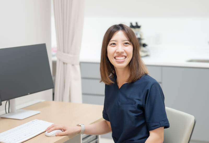 皮膚科学会認定専門医の女性医師による診療